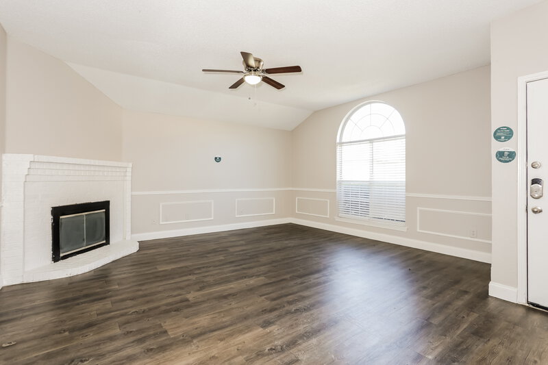 1,875/Mo, 1725 Whispering Cove Trl Fort Worth, TX 76134 Living Room View 3