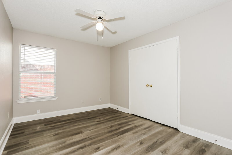 1,875/Mo, 1725 Whispering Cove Trl Fort Worth, TX 76134 Bedroom View 2