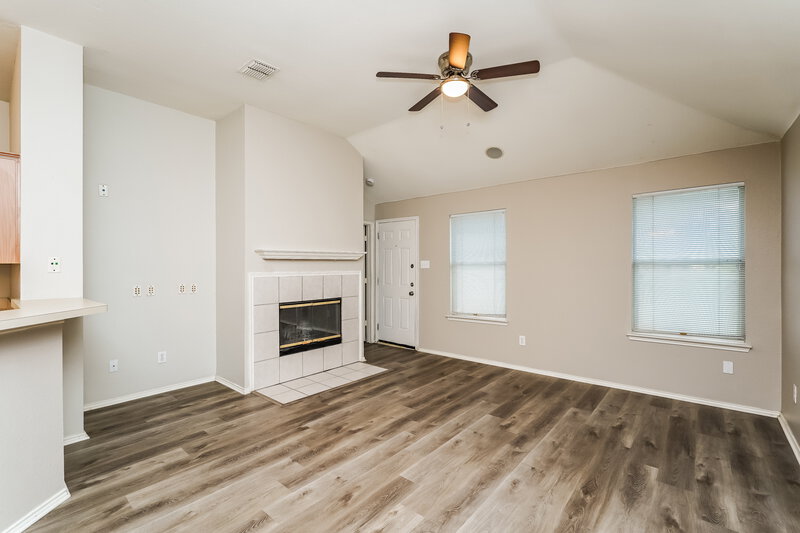 1,910/Mo, 5528 Spring Ridge Dr Watauga, TX 76137 Living Room View