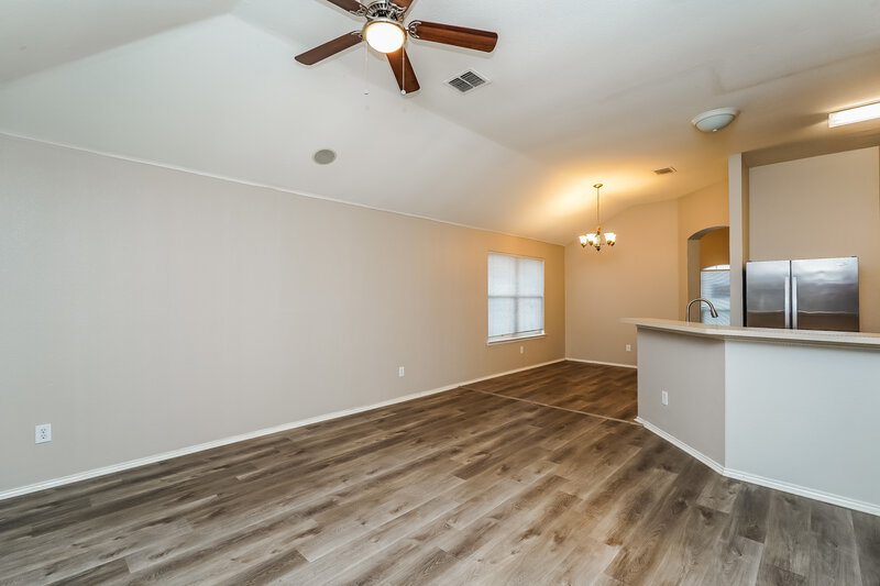 1,910/Mo, 5528 Spring Ridge Dr Watauga, TX 76137 Dining Room View 2