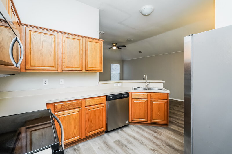 1,910/Mo, 5528 Spring Ridge Dr Watauga, TX 76137 Kitchen View 2