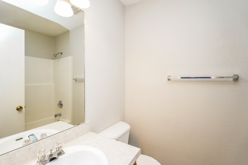 1,910/Mo, 5528 Spring Ridge Dr Watauga, TX 76137 Bathroom View