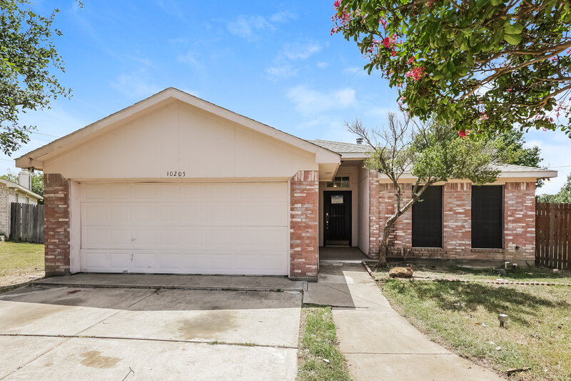 2,330/Mo, 10205 Pleasant Mound Dr Fort Worth, TX 76108 External View