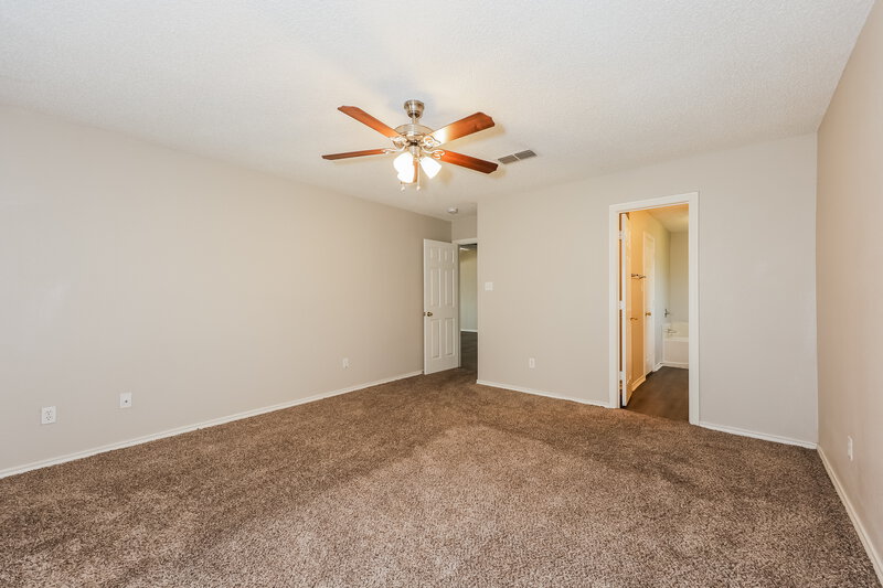 2,330/Mo, 10205 Pleasant Mound Dr Fort Worth, TX 76108 Main Bedroom View 2