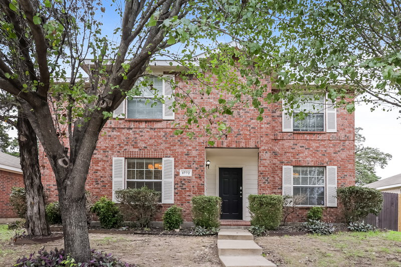 2,375/Mo, 1772 Sierra Trl Lancaster, TX 75146 External View