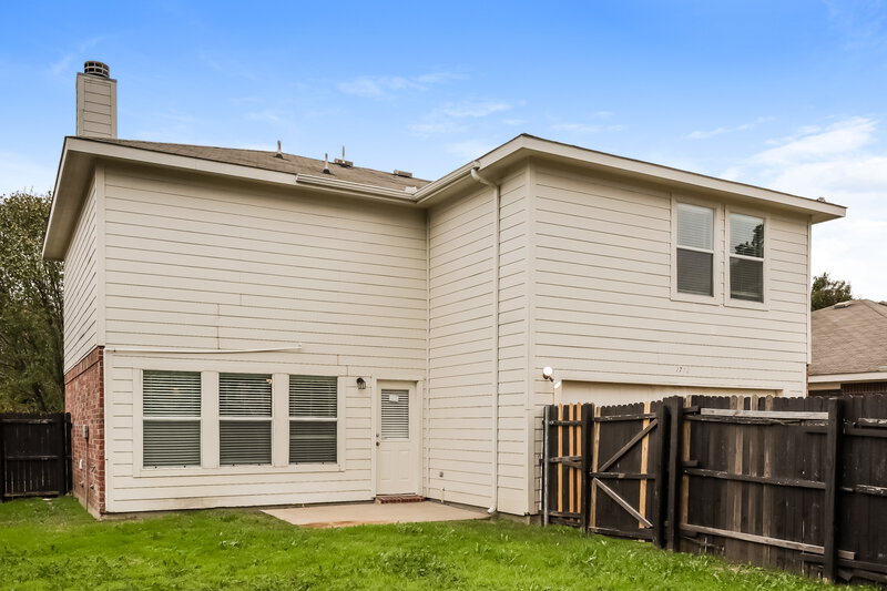2,375/Mo, 1772 Sierra Trl Lancaster, TX 75146 Rear View