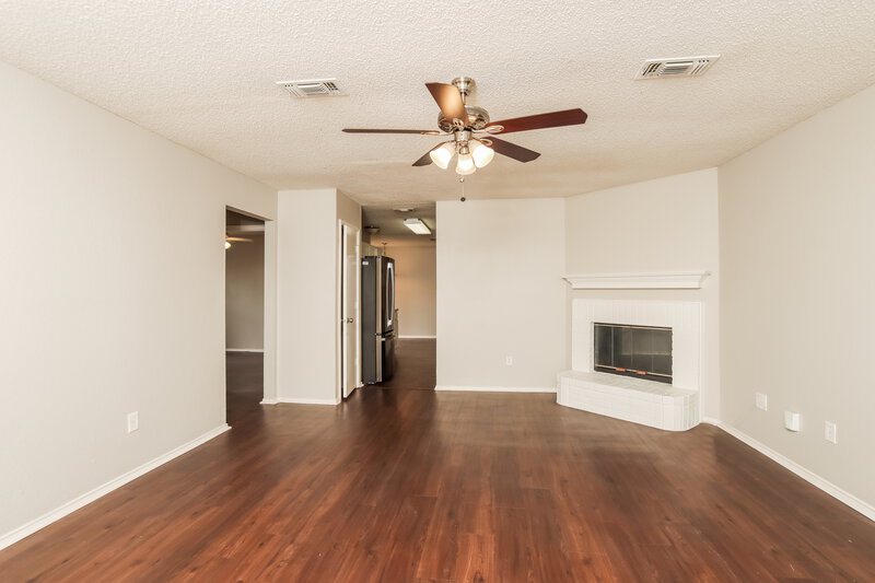 1,915/Mo, 12248 Ortega St Dallas, TX 75253 Living Room View