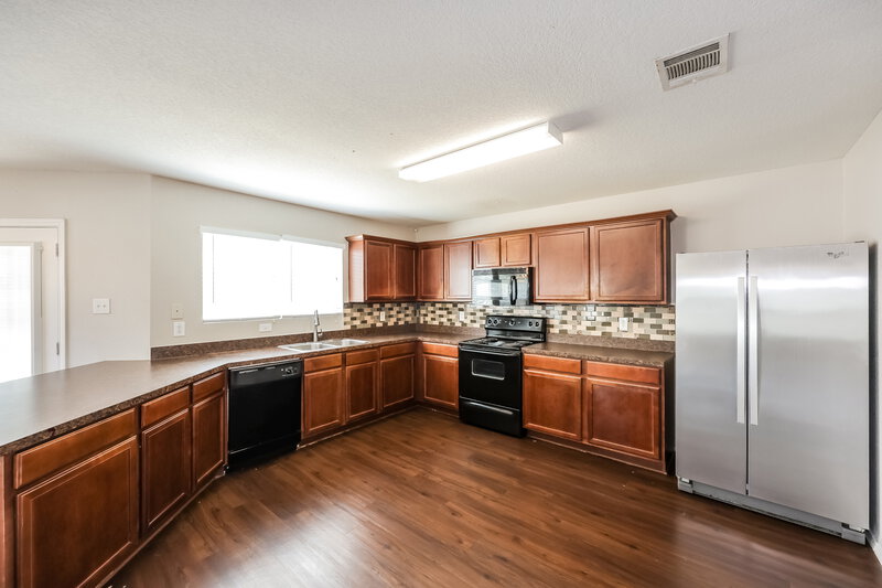 2,090/Mo, 8321 Cutter Hill Ave Fort Worth, TX 76134 Kitchen View