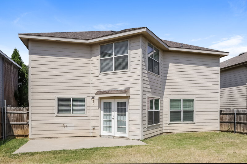 2,090/Mo, 8321 Cutter Hill Ave Fort Worth, TX 76134 Rear View 2