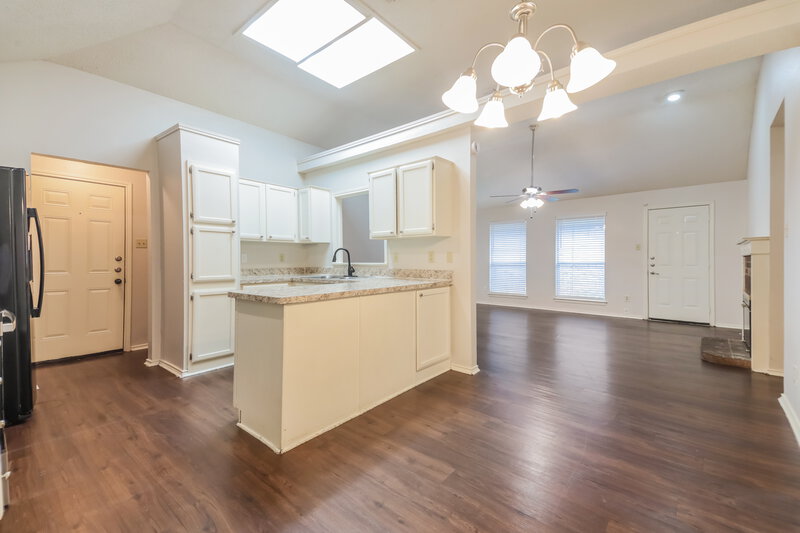 1,915/Mo, 9723 Pinehurst Ln Dallas, TX 75227 Dining Room View