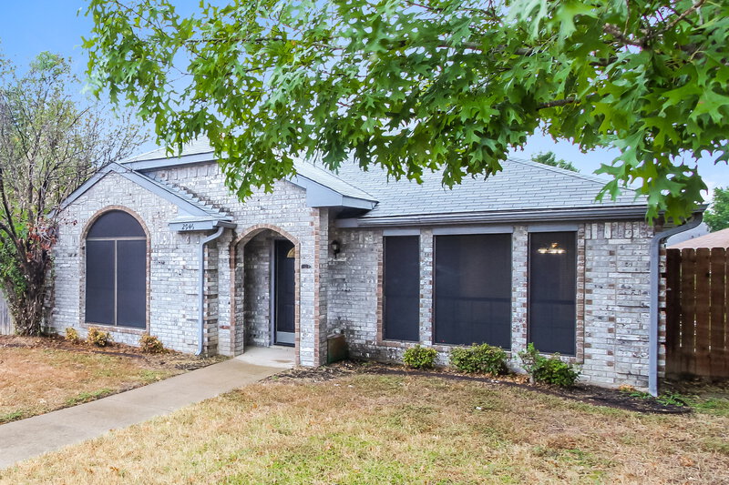 1,915/Mo, 2946 Lawndale Dr Lancaster, TX 75134 Front View