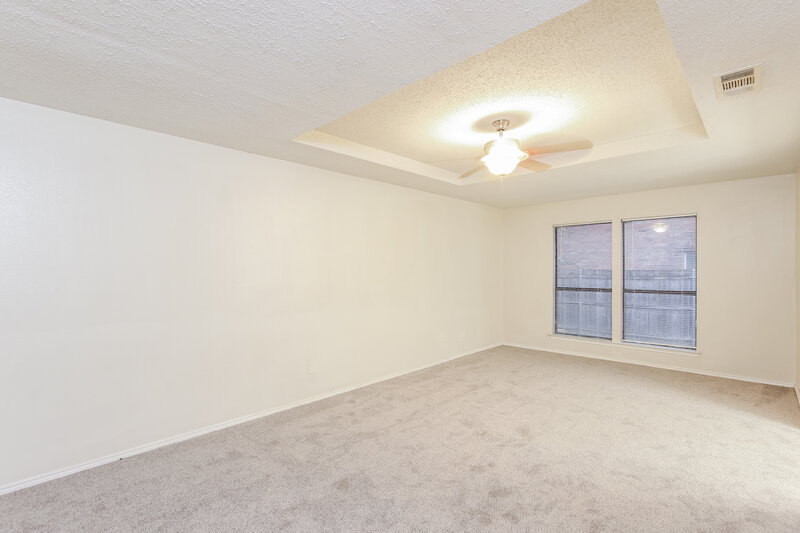 1,915/Mo, 2946 Lawndale Dr Lancaster, TX 75134 Main Bedroom View