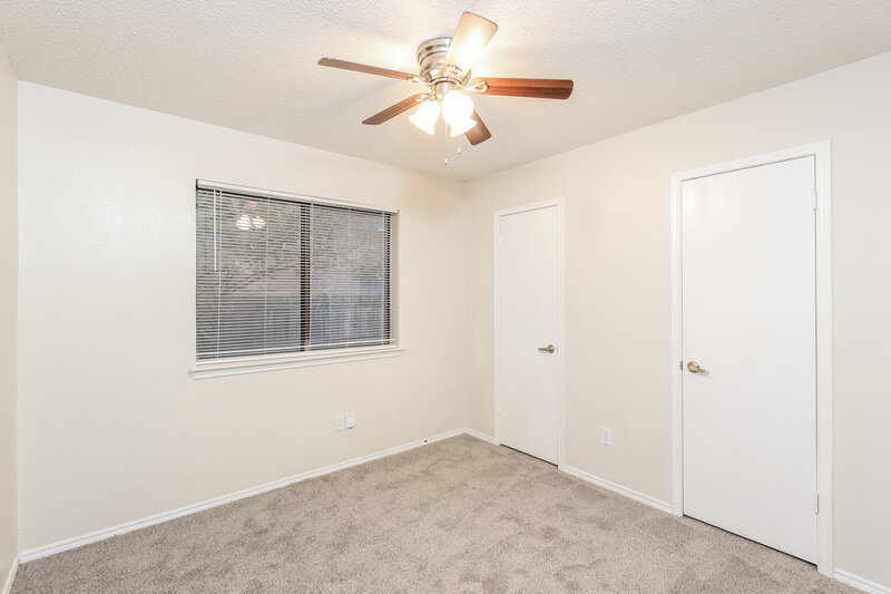 1,915/Mo, 2946 Lawndale Dr Lancaster, TX 75134 Bedroom View 2