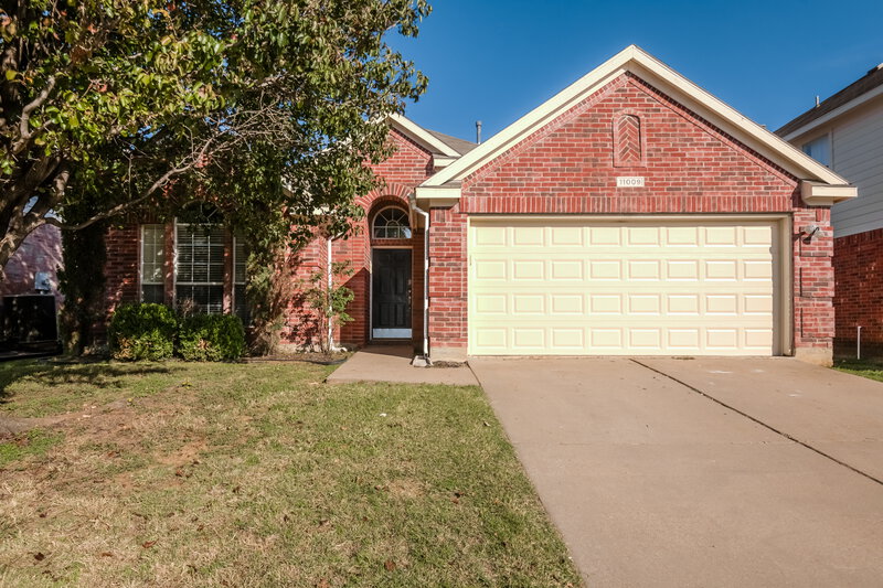 2,070/Mo, 11009 Deer Trl Fort Worth, TX 76140 External View