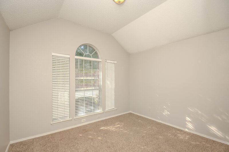2,070/Mo, 11009 Deer Trl Fort Worth, TX 76140 Bedroom View 2