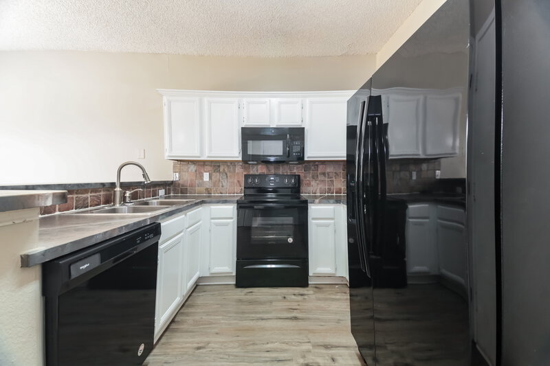 1,885/Mo, 5360 Waterford Dr Mesquite, TX 75150 Kitchen View