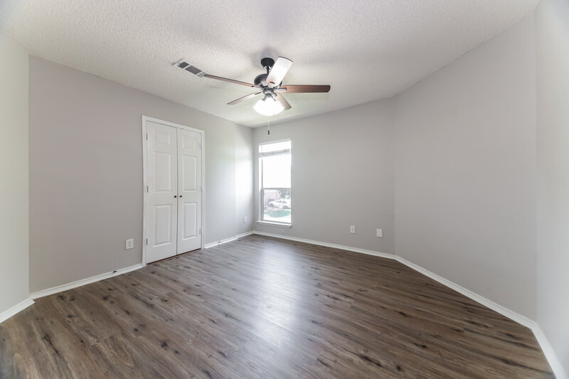 1,885/Mo, 5360 Waterford Dr Mesquite, TX 75150 Main Bedroom View
