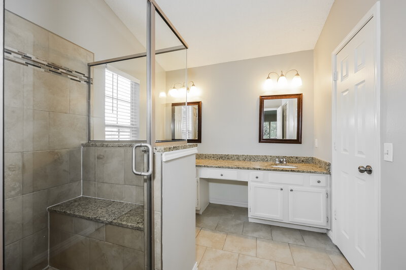 2,320/Mo, 930 Danforth Pl Arlington, TX 76017 Main Bathroom View