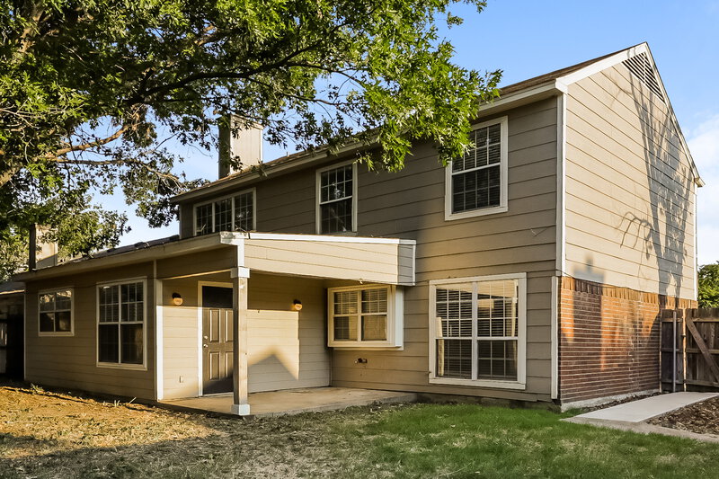 2,320/Mo, 930 Danforth Pl Arlington, TX 76017 Rear View
