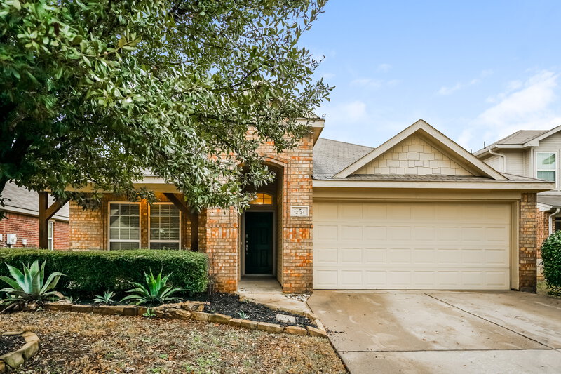 2,325/Mo, 12124 Rowsley Ln Burleson, TX 76028 External View