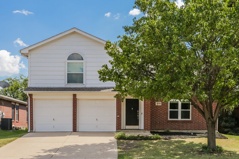 2,210/Mo, 10229 Dawson Trl Fort Worth, TX 76108 External View
