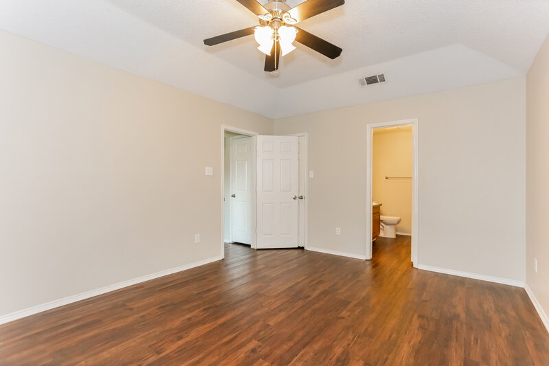 2,210/Mo, 10229 Dawson Trl Fort Worth, TX 76108 Bedroom View 2
