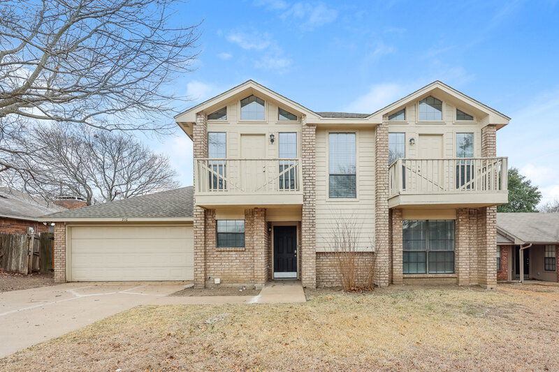 2,210/Mo, 216 Mesa Wood Dr Glenn Heights, TX 75154 External View