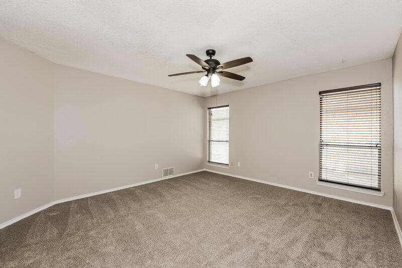 2,405/Mo, 1801 Seminole Trl Mesquite, TX 75149 Main Bedroom View