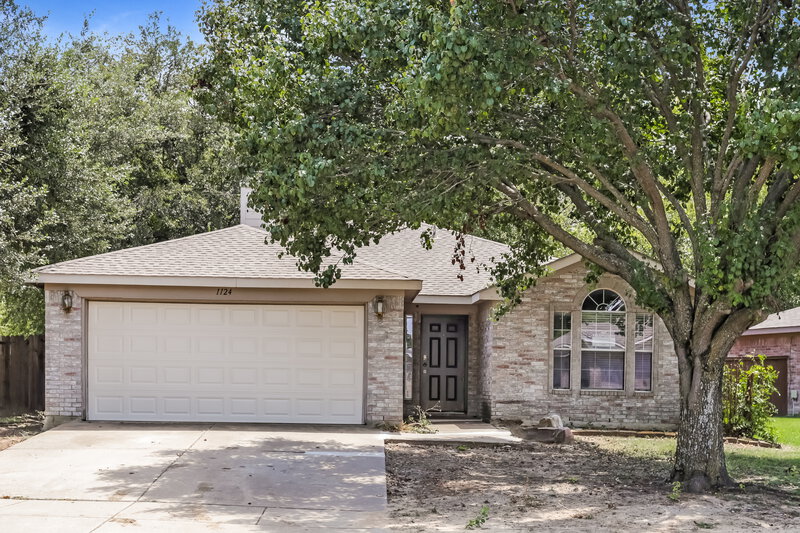 1,775/Mo, 1124 Sandalwood Dr Fort Worth, TX 76140 External View