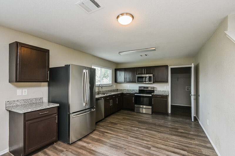 2,255/Mo, 7128 Little Mohican Dr Fort Worth, TX 76179 Kitchen View