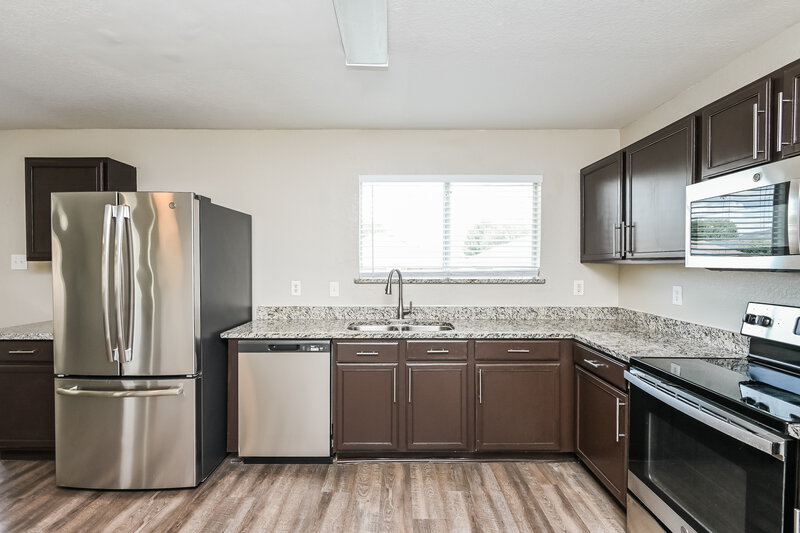 2,255/Mo, 7128 Little Mohican Dr Fort Worth, TX 76179 Kitchen View 2