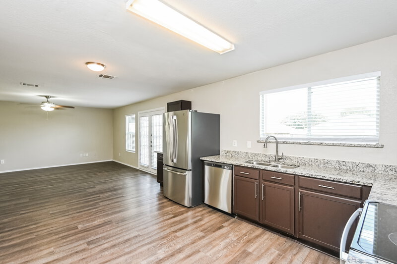 2,255/Mo, 7128 Little Mohican Dr Fort Worth, TX 76179 Kitchen View 3