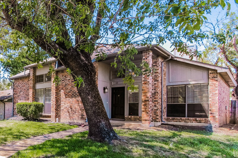 1,975/Mo, 401 Longshadow Ln Mesquite, TX 75149 Front View