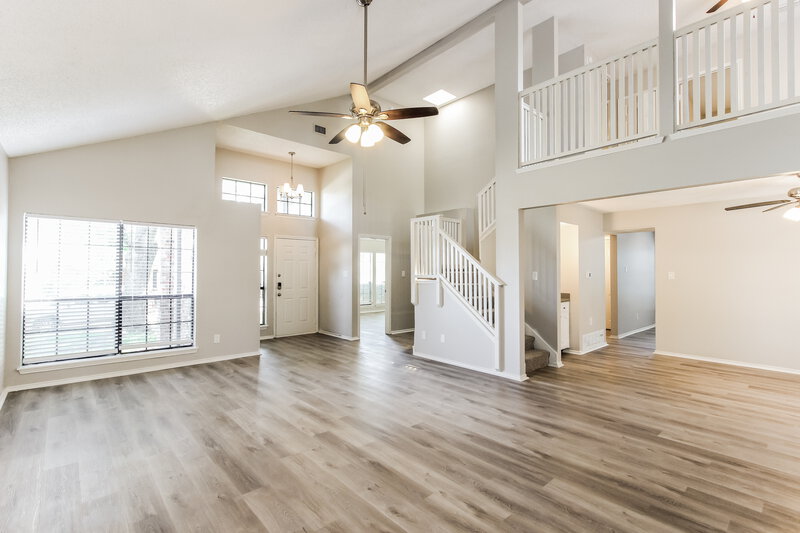 1,975/Mo, 401 Longshadow Ln Mesquite, TX 75149 Living Room View 4