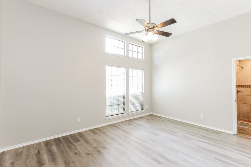1,975/Mo, 401 Longshadow Ln Mesquite, TX 75149 Main Bedroom View