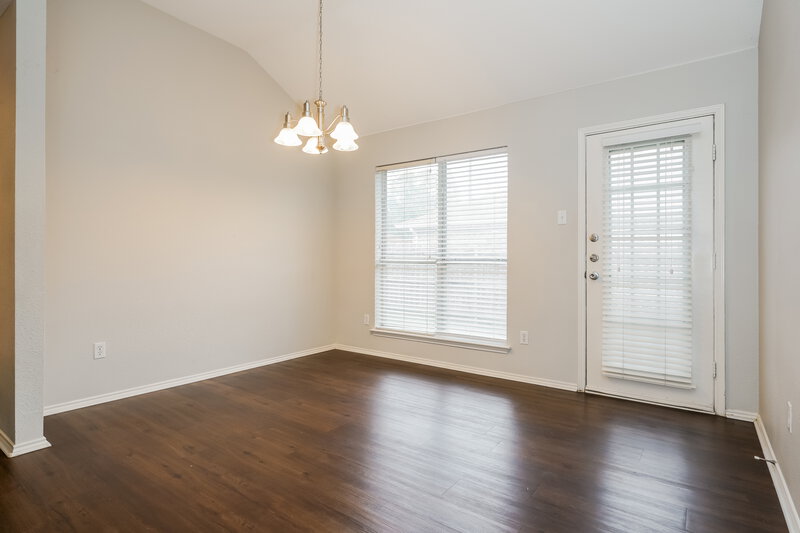 1,945/Mo, 1322 Misty Meadows Dr Midlothian, TX 76065 Dining Room View