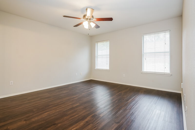 1,945/Mo, 1322 Misty Meadows Dr Midlothian, TX 76065 Main Bedroom View 2