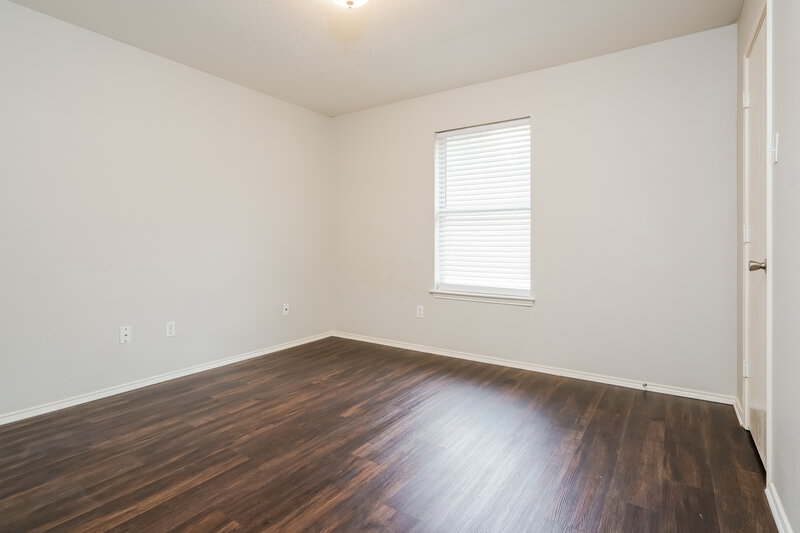 1,945/Mo, 1322 Misty Meadows Dr Midlothian, TX 76065 Bedroom View