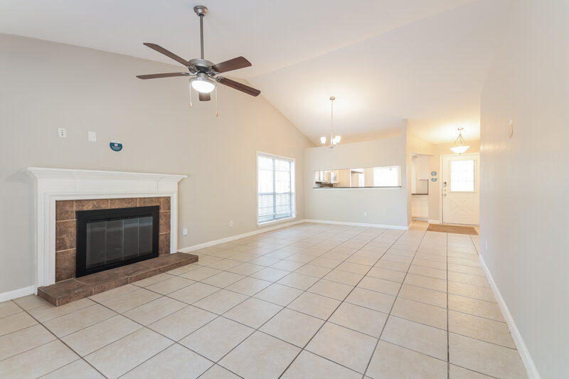 1,975/Mo, 1309 Newsome Rd Mesquite, TX 75149 Living Room View 2