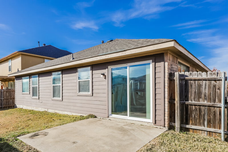 2,080/Mo, 709 Gillon Dr Arlington, TX 76001 Rear View