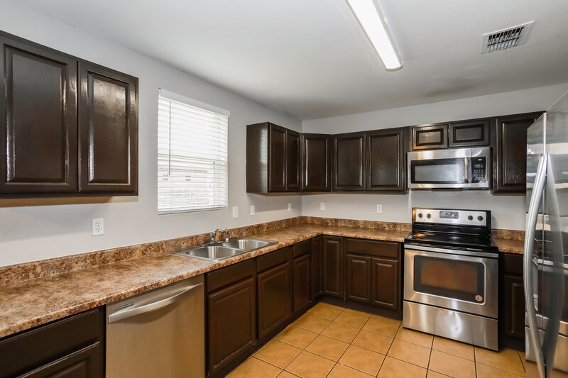 2,195/Mo, 1936 Shasta View Dr Justin, TX 76247 Kitchen View