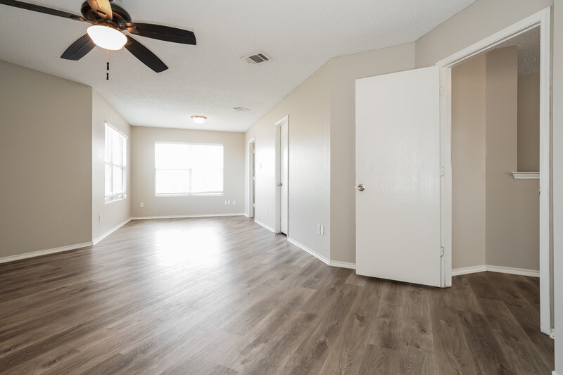 2,150/Mo, 316 Dakota Ridge Dr Fort Worth, TX 76134 Main Bedroom View