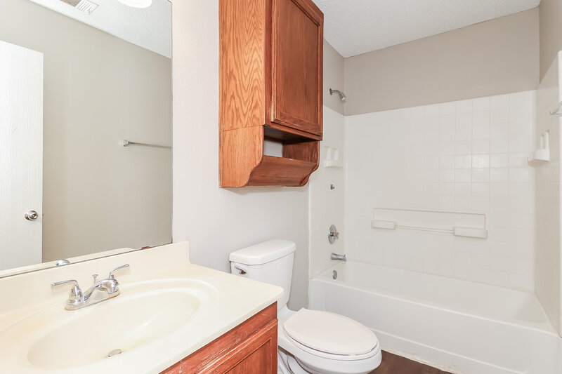 2,150/Mo, 316 Dakota Ridge Dr Fort Worth, TX 76134 Bathroom View