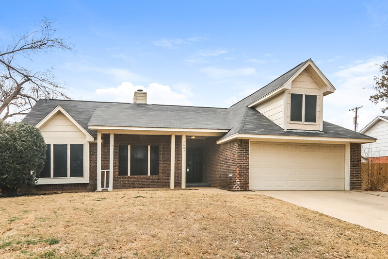 2,040/Mo, 2605 Mountainview Dr Corinth, TX 76210 Front View