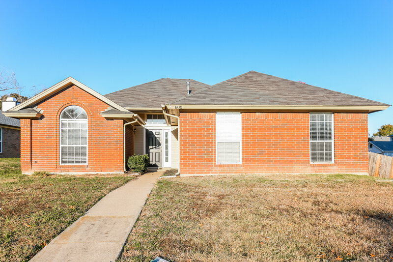 1,975/Mo, 600 Lionel Way Fort Worth, TX 76108 External View