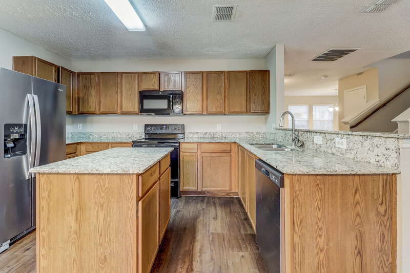 2,730/Mo, 2538 Saint Luke Ln Dallas, TX 75237 Kitchen View 2