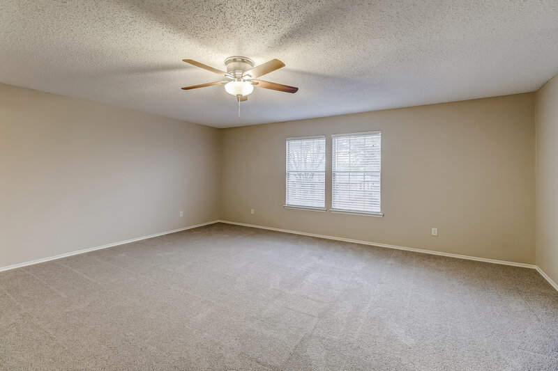 2,730/Mo, 2538 Saint Luke Ln Dallas, TX 75237 Main Bedroom View 2