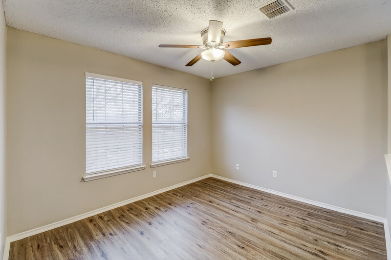 2,730/Mo, 2538 Saint Luke Ln Dallas, TX 75237 Bedroom View