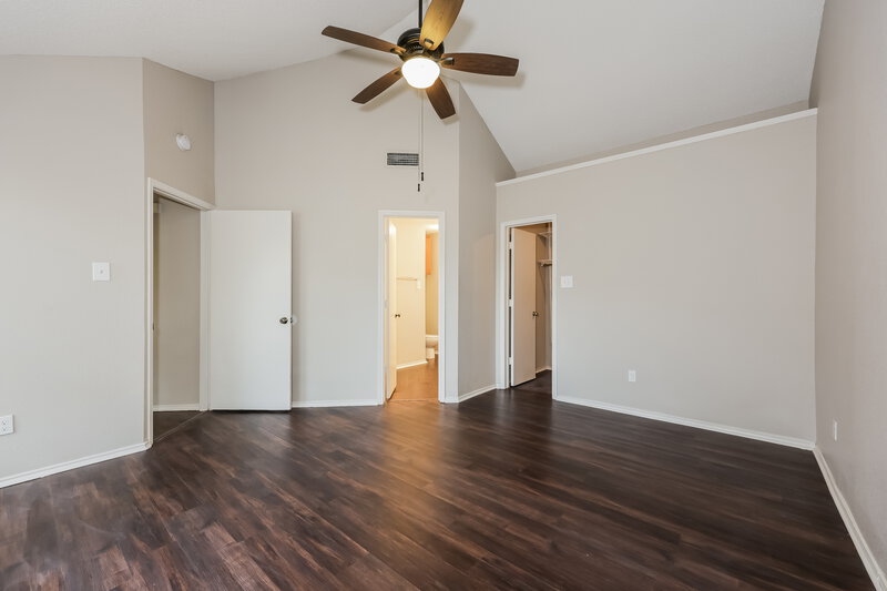 2,080/Mo, 6428 Peggy Dr Fort Worth, TX 76133 Main Bedroom View