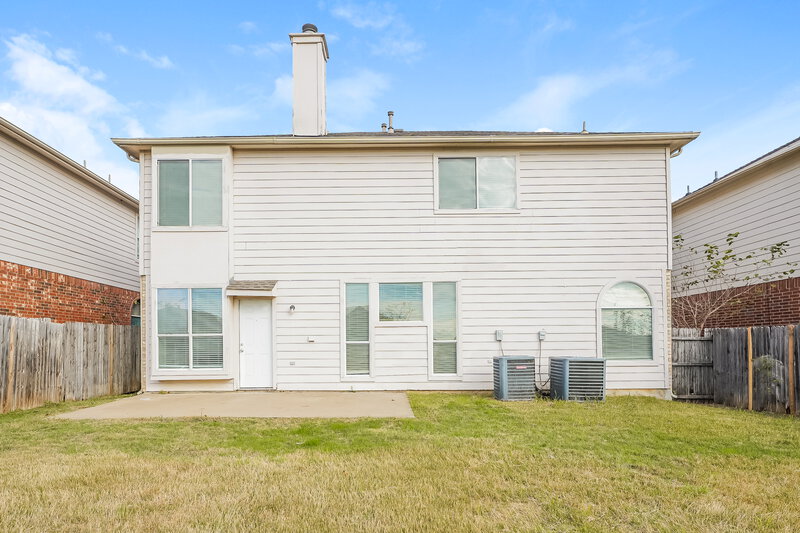 2,505/Mo, 3109 Gettysburg Ln Fort Worth, TX 76123 Rear View